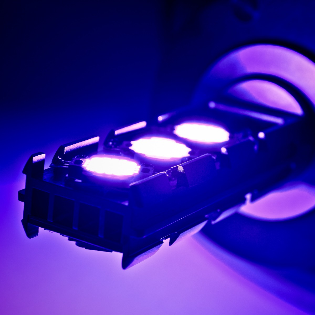 photochemistry-square high intensity UV light reactor