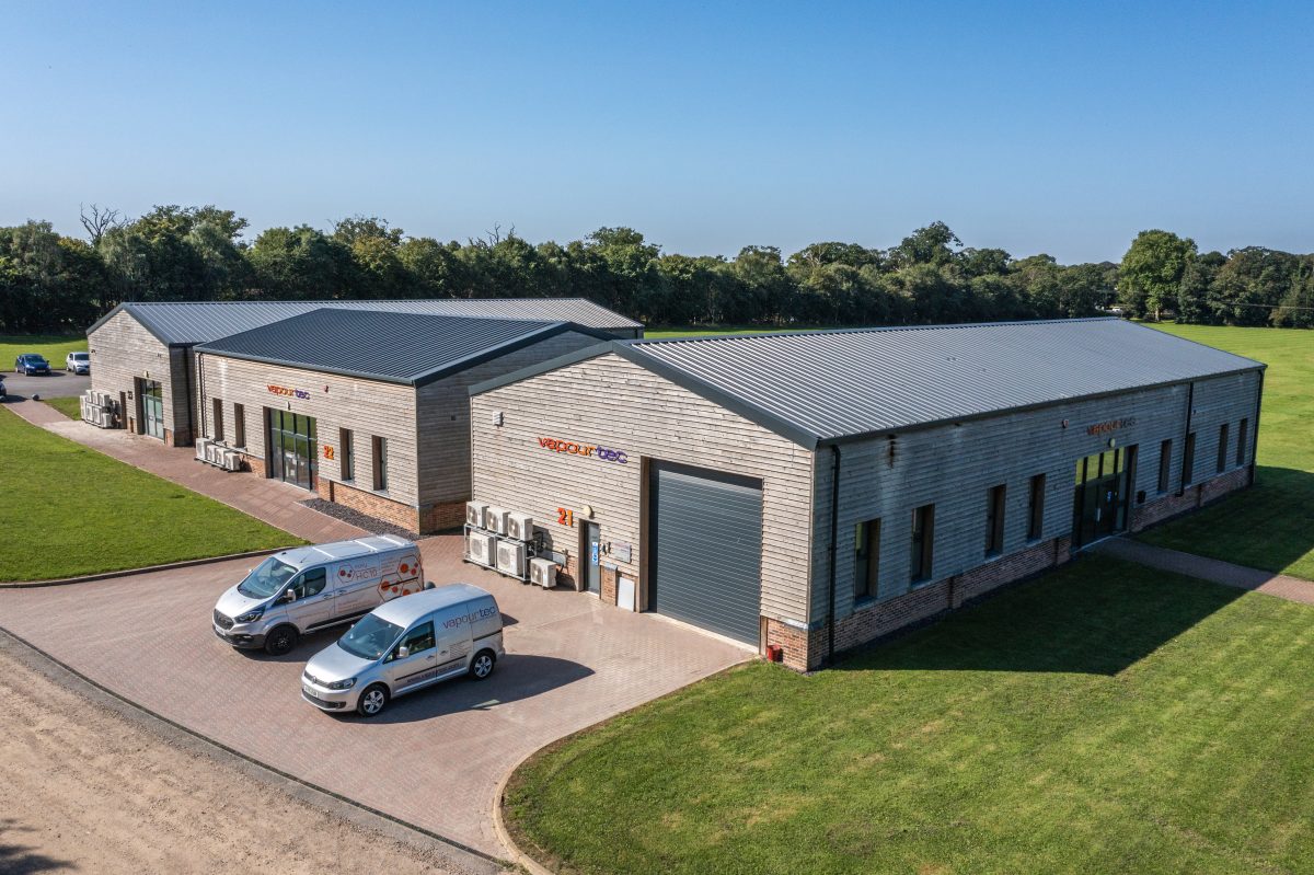 Vapourtec HQ with vans Vapourtec-HQ-with-vans-scaled