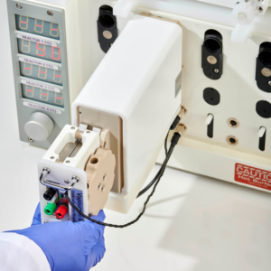 Ion electrochemical reactor